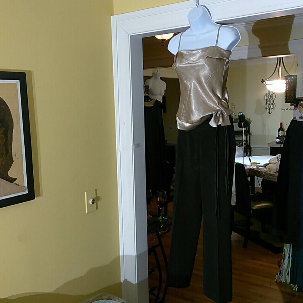 Doki Geki ladies gold blouse